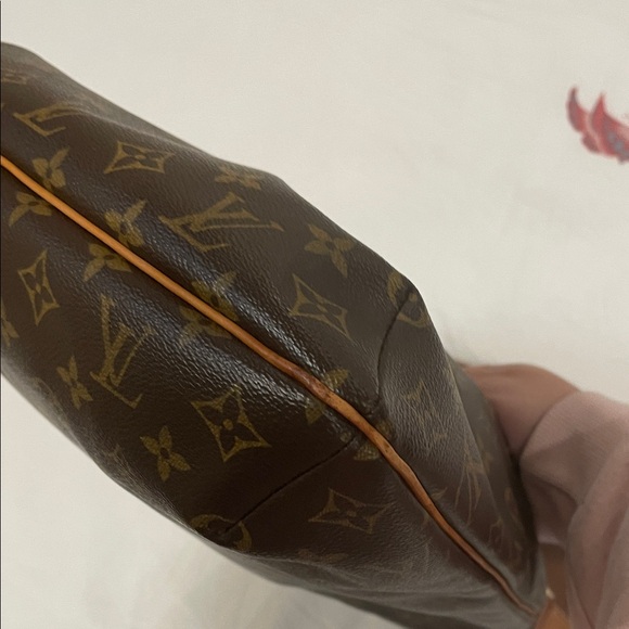 Louis Vuitton Dark Brown Monogram Messenger Bag - Picture 8 of 16